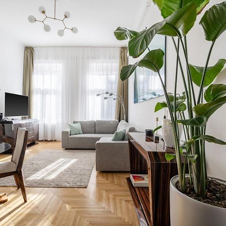 Aviator Luxury Apartment Budapest Exterior photo